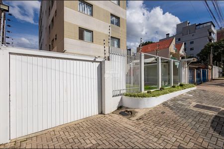 2_photo/94dce35f29.d4ec93e93d3e1170-ATLAS-9664fdfb-d903-4e5d-8922-78451bbe9778.jpg de apartamento à venda com 1 quarto, 31m² em Novo Mundo, Curitiba