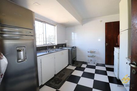 9_photo/94dce35f57.a6f2120c715e6f27-ATLAS-964f8dcd-3ba7-4605-afcb-350c73aa7db7.jpg de casa à venda com 3 quartos, 112m² em Novo Mundo, Curitiba