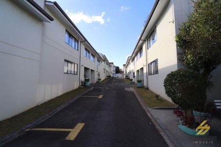 19_photo/94dce35f57.a6f2120c715e6f27-ATLAS-eed9d69e-1de5-4e23-8fdb-61120cb51087.jpg de casa à venda com 3 quartos, 112m² em Novo Mundo, Curitiba