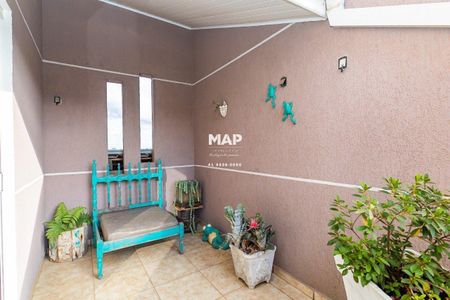 8_photo/94dce35f83.ead0744c2329e0c8-ATLAS-683b5bd3-5d39-468c-b0b3-e1ee934732c6.jpg de casa à venda com 4 quartos, 411m² em Guaíra, Curitiba