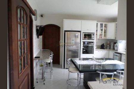 4_photo/94dce35f9d.e7056842b54bb805-ATLAS-bb9e7e93-fec3-4d44-a4e4-0724d18e773b.jpg de casa à venda com 4 quartos, 504m² em Portão, Curitiba
