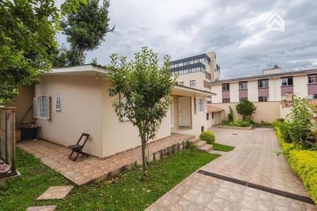 33_photo/94dce36017.fc513b36aa859405-ATLAS-b09430b9-7b93-4c2b-8c05-db8b03d12c1b.jpg de casa à venda com 3 quartos, 300m² em Guaíra, Curitiba