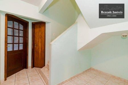 6_photo/94dce36051.b4cbce76a3cf6a79-ATLAS-42cbfbe5-0a48-4082-9e81-8545b308d6b5.jpg de casa à venda com 3 quartos, 116m² em Água Verde, Curitiba
