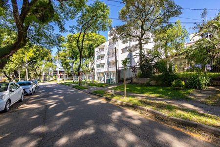 10_photo/94dce36123.3475f5d9beed23c9-ATLAS-4e5452c8-c9dc-44ac-a0f2-08276874bc49.jpg de casa à venda com 4 quartos, 200m² em Água Verde, Curitiba