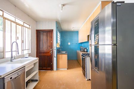 7_photo/94dce36123.3475f5d9beed23c9-ATLAS-71b2f6d6-ef8c-46da-9f43-89ce44c91e73.jpg de casa à venda com 4 quartos, 200m² em Água Verde, Curitiba