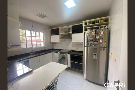 5_photo/94dce36131.c0f65b7a3da37a78-ATLAS-b35d894b-8186-4f11-ac53-58024109df0b.jpg de casa à venda com 3 quartos, 206m² em Água Verde, Curitiba