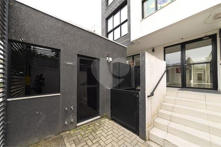 16_photo/94dce3614d.d1965dce5214650e-ATLAS-e056f08b-a65f-4937-aa76-cd0fde589f4d.jpg de apartamento à venda com 0 quarto, 28m² em Água Verde, Curitiba