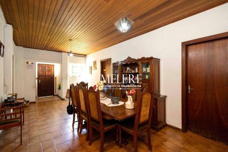 14_photo/94dce3619b.13d0ec831a74b199-ATLAS-8a94de33-46d7-4c83-b89c-901a4e31f379.jpg de casa à venda com 3 quartos, 455m² em Água Verde, Curitiba