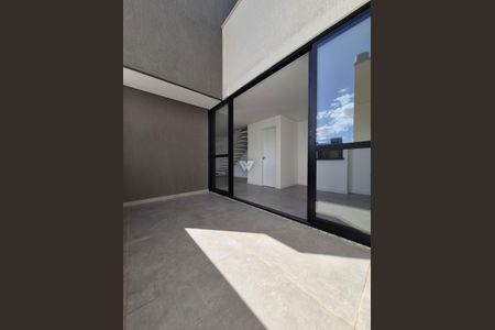 8_photo/94dce3622d.9e59dfa0e88eb7b8-ATLAS-ef36f38d-e73d-45f2-9e2e-8eb2665d970f.jpg de apartamento à venda com 3 quartos, 134m² em Água Verde, Curitiba