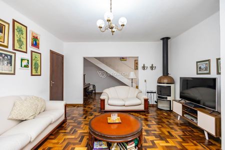 2_photo/94dce3624f.746f1a8a88028fbe-ATLAS-01049ebe-cc97-42f4-bb68-b7e81c1f96c3.jpg de casa à venda com 4 quartos, 302m² em Água Verde, Curitiba