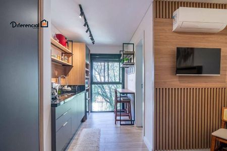 4_photo/94dce36251.ba11bd286a75dcef-ATLAS-10dd75b5-d1a6-42db-b64b-9afa02135a72.jpg de kitnet/studio à venda com 1 quarto, 21m² em Água Verde, Curitiba