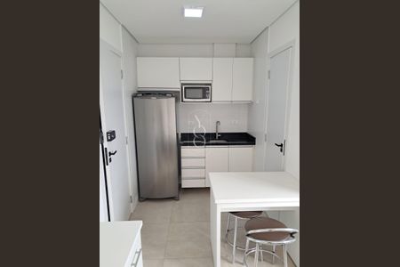 3_photo/94dce3628b.f0ecc906b832f777-ATLAS-1765167a-85c0-48e4-a3d5-d3e79bd31de5.jpg de apartamento para alugar com 1 quarto, 18m² em Água Verde, Curitiba