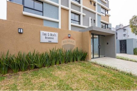 12_photo/94dce3628b.f0ecc906b832f777-ATLAS-46835a22-7f7e-4a2d-813a-b8cbdba9d61c.jpg de apartamento para alugar com 1 quarto, 24m² em Água Verde, Curitiba