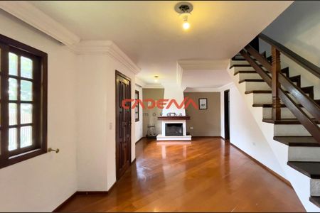 2_photo/94dce36397.e9f7fe0d28d0f4a0-ATLAS-83bf9122-59df-4355-b5c0-38b489e6c167.jpg de casa à venda com 3 quartos, 250m² em Água Verde, Curitiba