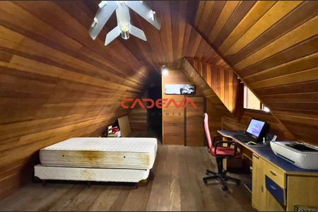 18_photo/94dce36397.e9f7fe0d28d0f4a0-ATLAS-e8da73dc-975c-418f-9bed-ddfbf74f0e8c.jpg de casa à venda com 3 quartos, 250m² em Água Verde, Curitiba