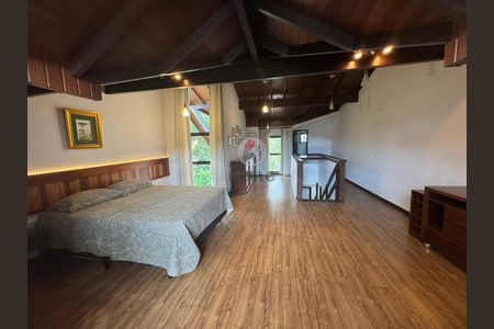 18_photo/94dce363bf.65a5c6c23ae0fb49-ATLAS-97132082-7718-40a3-a152-9455eab2e2c8.jpg de casa para alugar com 3 quartos, 280m² em Água Verde, Curitiba