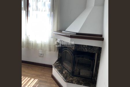 24_photo/94dce363bf.65a5c6c23ae0fb49-ATLAS-ac4f670b-39a7-4021-a869-17be9f549973.jpg de casa para alugar com 3 quartos, 280m² em Água Verde, Curitiba