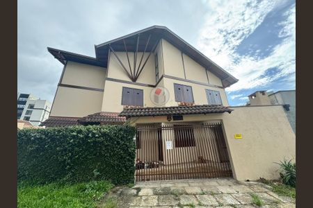 3_photo/94dce363bf.65a5c6c23ae0fb49-ATLAS-b6c3be78-49a2-4e78-a7d7-751c4486388f.jpg de casa para alugar com 3 quartos, 280m² em Água Verde, Curitiba