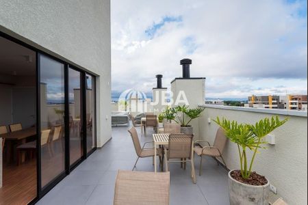 3_photo/94dce363eb.e262335d0ac1e1f2-ATLAS-0a8db0f2-b035-4aff-bac8-c7b878fe5b4a.jpg de apartamento à venda com 1 quarto, 38m² em Água Verde, Curitiba