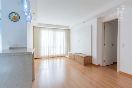 4_photo/94dce364cd.6f3fe504d528d5ec-ATLAS-af71f040-9cf9-4e86-b2b5-dec3e3e63d04.jpg de apartamento à venda com 3 quartos, 80m² em Portão, Curitiba