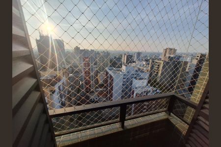 8_photo/94dce364f9.1c30879e3ee593f9-ATLAS-5f89d3b0-9fb3-43e2-bef3-2a3035634352.jpg de apartamento à venda com 3 quartos, 184m² em Água Verde, Curitiba