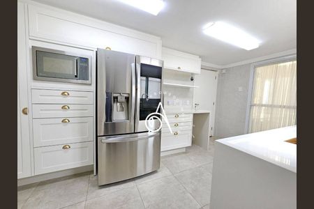 14_photo/94dce365c3.8ae1cb5ed2a1280b-ATLAS-937fc6c7-43d9-41e7-bb9c-0ba7f8075e9a.jpg de apartamento à venda com 4 quartos, 226m² em Água Verde, Curitiba