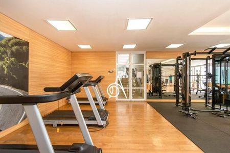 40_photo/94dce365c3.8ae1cb5ed2a1280b-ATLAS-d2888cad-da77-4bfb-b63e-7c04a7f39585.jpg de apartamento à venda com 4 quartos, 226m² em Água Verde, Curitiba