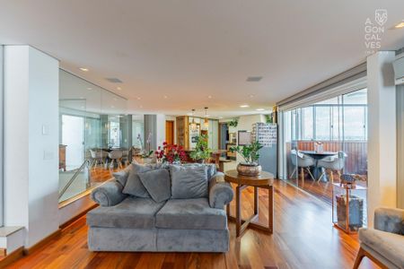 44_photo/94dce365cf.f22aa68387a9009d-ATLAS-e6fe0c13-ea9a-4aa3-9ab5-6cb3bf9417ba.jpg de apartamento à venda com 4 quartos, 336m² em Portão, Curitiba