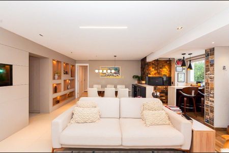 12_photo/94dce365f5.2f15d505e37c7ac5-ATLAS-d45c5bfc-edcc-4c03-bb21-0e458abcd9bc.jpg de apartamento à venda com 3 quartos, 130m² em Portão, Curitiba