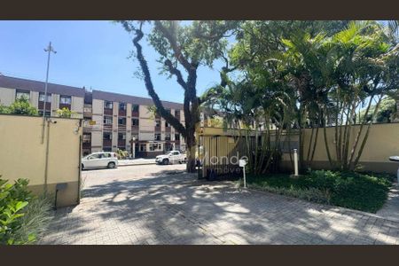 10_photo/94dce366db.634b90aac120c2e2-ATLAS-3f2d130c-6e3c-42a2-acb5-1f875ef94a0d.jpg de apartamento para alugar com 3 quartos, 64m² em Água Verde, Curitiba