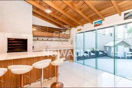 8_photo/94dce366dd.dd62cb368cf4b1c6-ATLAS-2f403e9f-4ec8-4a14-8a19-16f0e19e5794.jpg de casa à venda com 3 quartos, 185m² em Água Verde, Curitiba