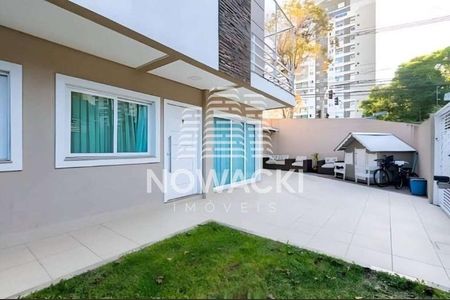 10_photo/94dce366dd.dd62cb368cf4b1c6-ATLAS-b99027d1-be19-4e62-9b3a-6a237293b8f4.jpg de casa à venda com 3 quartos, 185m² em Água Verde, Curitiba