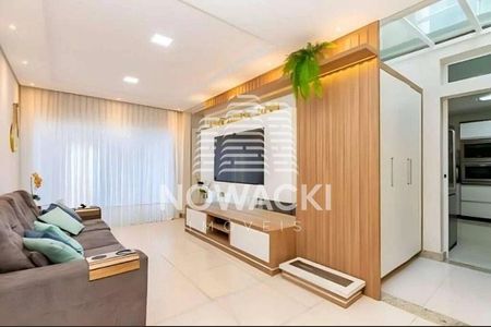 3_photo/94dce366dd.dd62cb368cf4b1c6-ATLAS-e869d068-3847-41ec-bf48-14e29740bf94.jpg de casa à venda com 3 quartos, 185m² em Água Verde, Curitiba