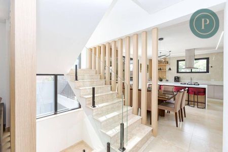 6_photo/94dce3697d.f90d1e514ded60bc-ATLAS-8a6d2b96-4871-4dae-8062-ef50da11ccdb.jpg de casa à venda com 3 quartos, 259m² em Portão, Curitiba