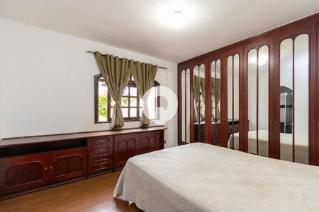 2_photo/94dce36a49.8578b34a283db9d5-ATLAS-1f2fe1c8-5f53-4816-b0d6-aa01fadc16bc.jpg de casa à venda com 3 quartos, 360m² em Portão, Curitiba