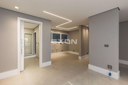 11_photo/94dce36a59.2866b196c2edf31d-ATLAS-1a1a82d5-094c-45a9-9cca-bc7eafa2dc6c.jpg de casa à venda com 3 quartos, 250m² em Portão, Curitiba