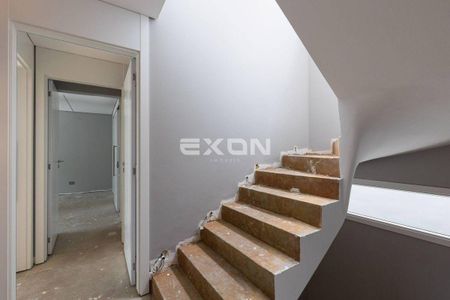 17_photo/94dce36a59.2866b196c2edf31d-ATLAS-ce8c7cbe-33bd-4a74-9605-c70758b6a7c4.jpg de casa à venda com 3 quartos, 250m² em Portão, Curitiba