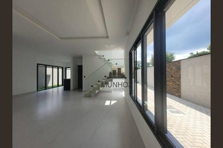 18_photo/94dce36a6f.b8c4f165c1f119ea-ATLAS-581faa94-d2f4-4625-9c67-1afee8b2d95b.jpg de casa de condomínio à venda com 3 quartos, 179m² em Portão, Curitiba