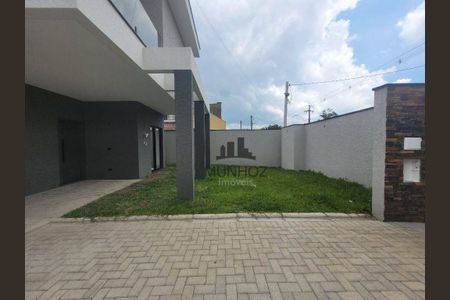 4_photo/94dce36a6f.b8c4f165c1f119ea-ATLAS-a4ca917a-ced5-4cf0-9ac5-e6ab59e297f9.jpg de casa de condomínio à venda com 3 quartos, 179m² em Portão, Curitiba