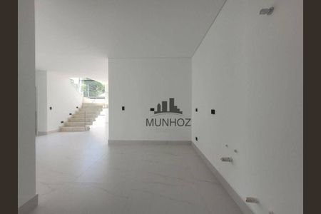 30_photo/94dce36a6f.b8c4f165c1f119ea-ATLAS-d96cf1da-73f6-4f4b-bd1c-600e06f417cf.jpg de casa de condomínio à venda com 3 quartos, 179m² em Portão, Curitiba