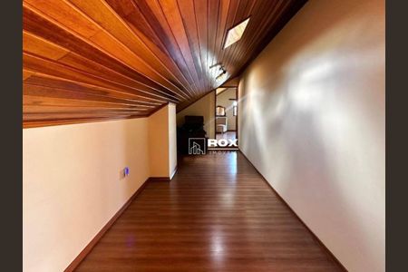 4_photo/94dce36aab.85af573e44074131-ATLAS-1be94d60-e1cd-4fec-a9aa-bc9ad10f7137.jpg de casa à venda com 4 quartos, 305m² em Portão, Curitiba