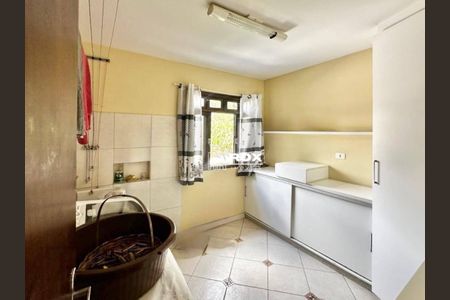 27_photo/94dce36aab.85af573e44074131-ATLAS-bf4e65e8-aca7-4ebd-a804-ced8a0b2b04d.jpg de casa à venda com 4 quartos, 305m² em Portão, Curitiba