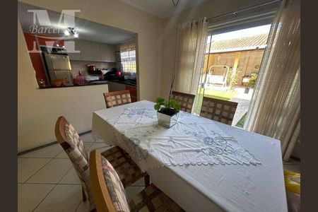 8_photo/94dce36b17.6fa638854a4c7cd7-ATLAS-083f1e82-98e3-4a1c-bb8a-3081ea9c07bf.jpg de casa à venda com 3 quartos, 180m² em Portão, Curitiba