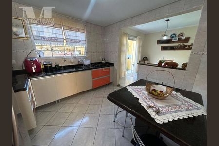 7_photo/94dce36b17.6fa638854a4c7cd7-ATLAS-4483835f-937b-45a9-b610-dc0709978632.jpg de casa à venda com 3 quartos, 180m² em Portão, Curitiba