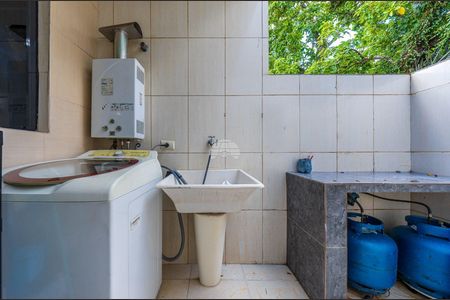 20_photo/94dce36b1f.52aeae8b2a6b4def-ATLAS-1af8978b-f752-4eaf-8a2a-484b76696577.jpg de casa à venda com 3 quartos, 208m² em Portão, Curitiba