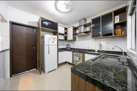 14_photo/94dce36b1f.52aeae8b2a6b4def-ATLAS-b9395e29-31ca-4cf6-b9f7-800d02f50fdf.jpg de casa à venda com 3 quartos, 208m² em Portão, Curitiba