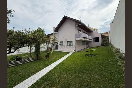 3_photo/94dce36b41.7ae21a771ad32119-ATLAS-5f7e5d84-e4da-4ac6-b576-c5e931d09ccb.jpg de casa à venda com 4 quartos, 244m² em Portão, Curitiba