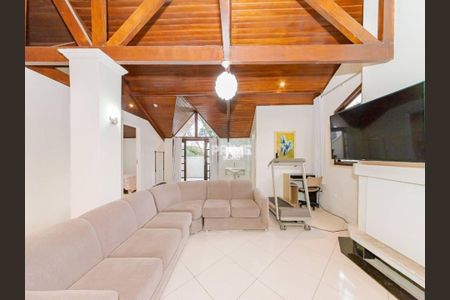 2_photo/94dce36be9.cd9825838d209f48-ATLAS-bb1f25ec-795d-4894-a8bf-8eff320f82c3.jpg de casa à venda com 4 quartos, 316m² em Portão, Curitiba