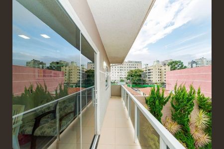 15_photo/94dce36be9.cd9825838d209f48-ATLAS-cd4e5747-eba5-4b3e-b2ed-5dedfc88b0dc.jpg de casa à venda com 4 quartos, 316m² em Portão, Curitiba