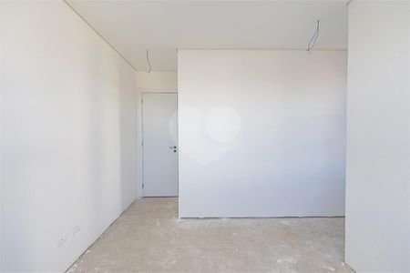 3_photo/94dce36c21.675e74f429aebae8-ATLAS-eaa35df7-c40a-4fac-b9a0-c6d164ff117d.jpg de apartamento à venda com 3 quartos, 80m² em Portão, Curitiba